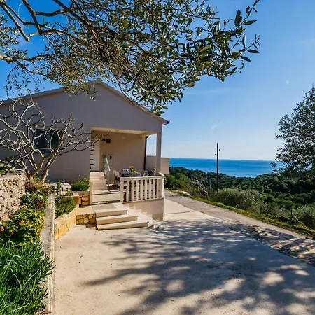 Villa Luana Vis